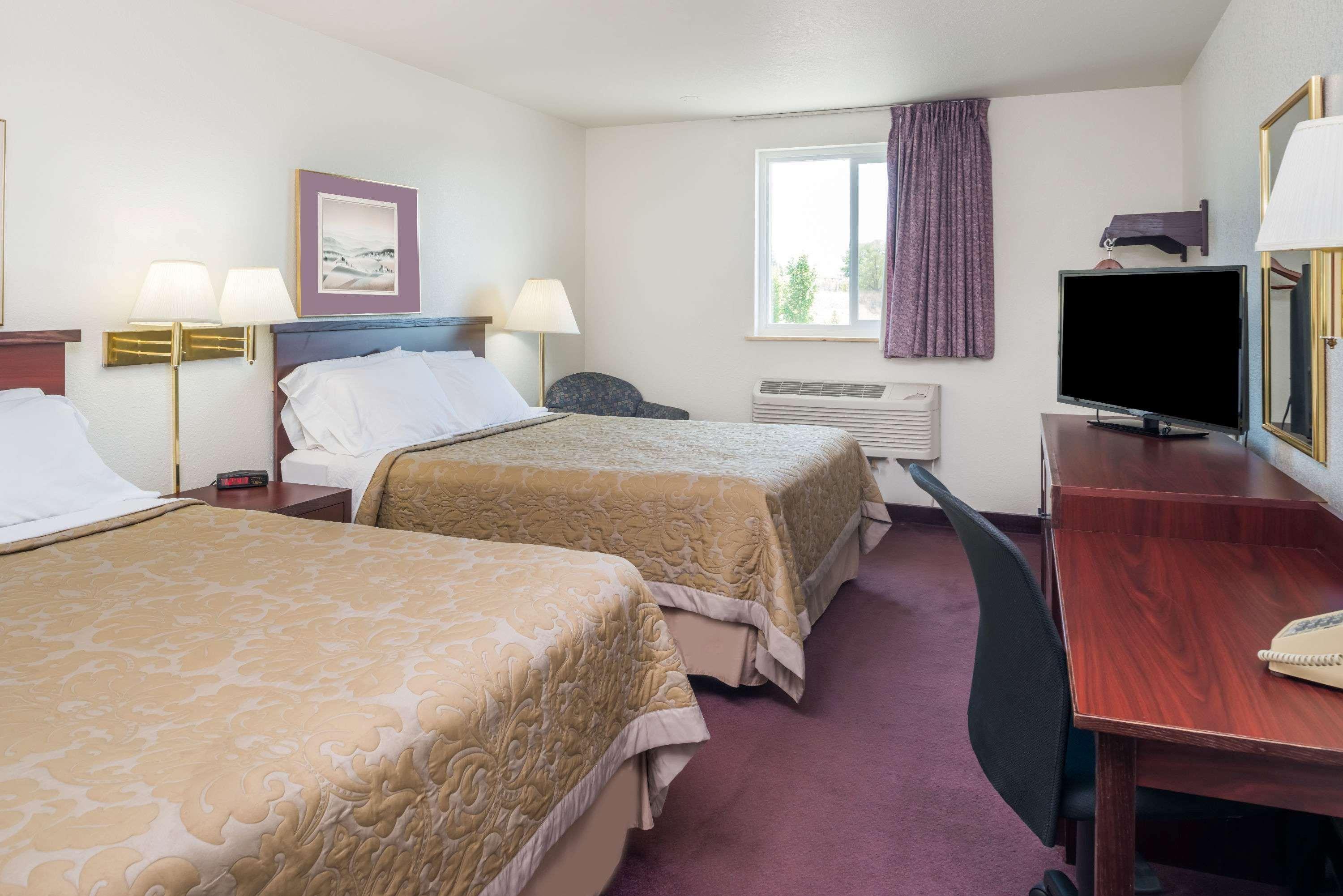 Super 8 By Wyndham Spokane Valley Exterior foto